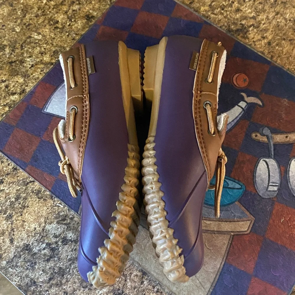 JBU Duck Shoes